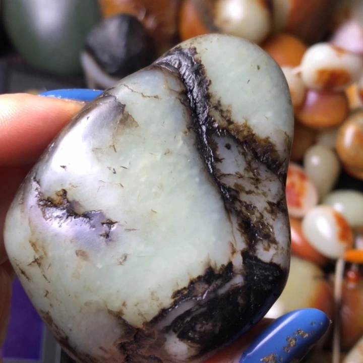 和田玉未镶嵌珠宝奇石