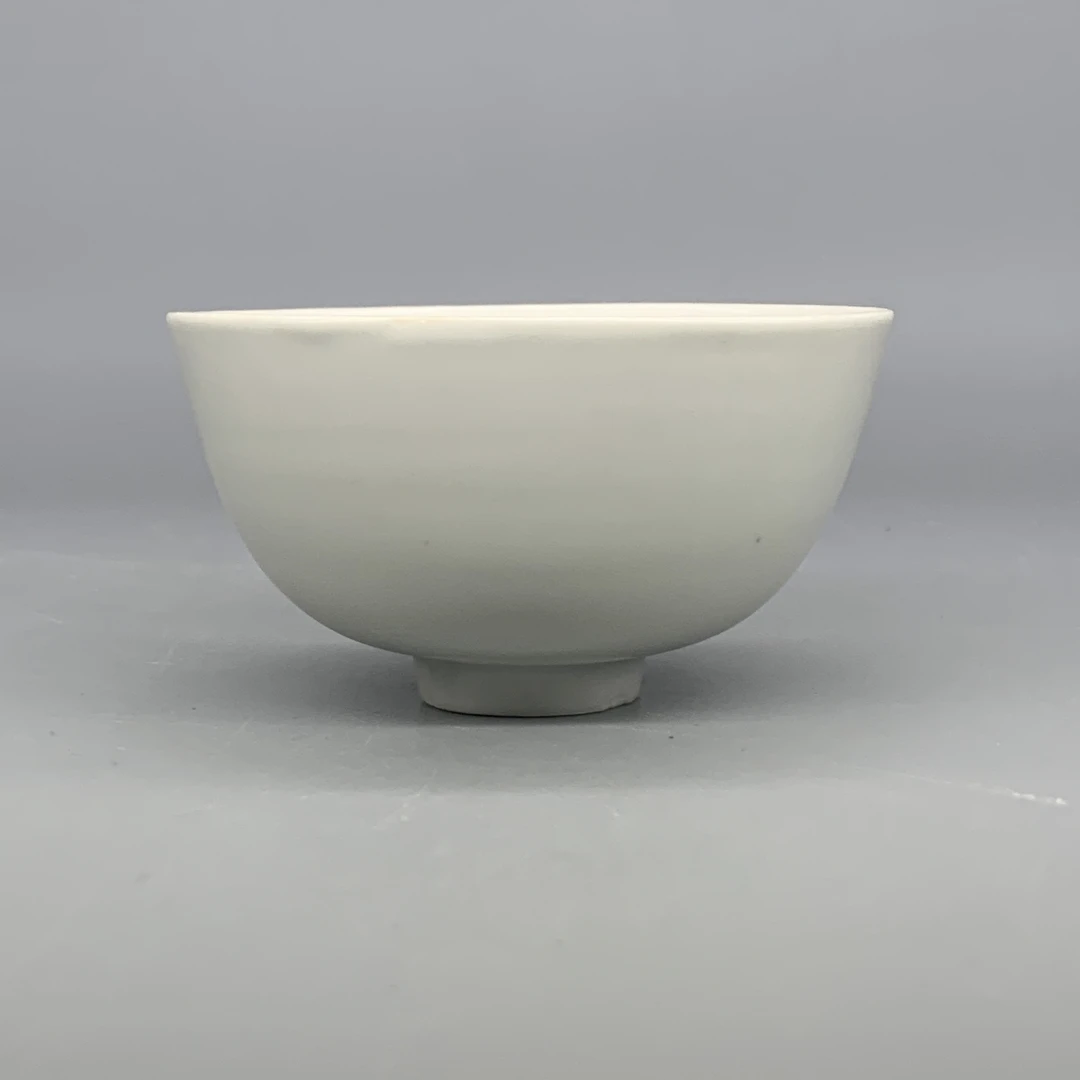 92511082*明万历甜白釉茶圆/瓷器九/江苏省文物总店/MM