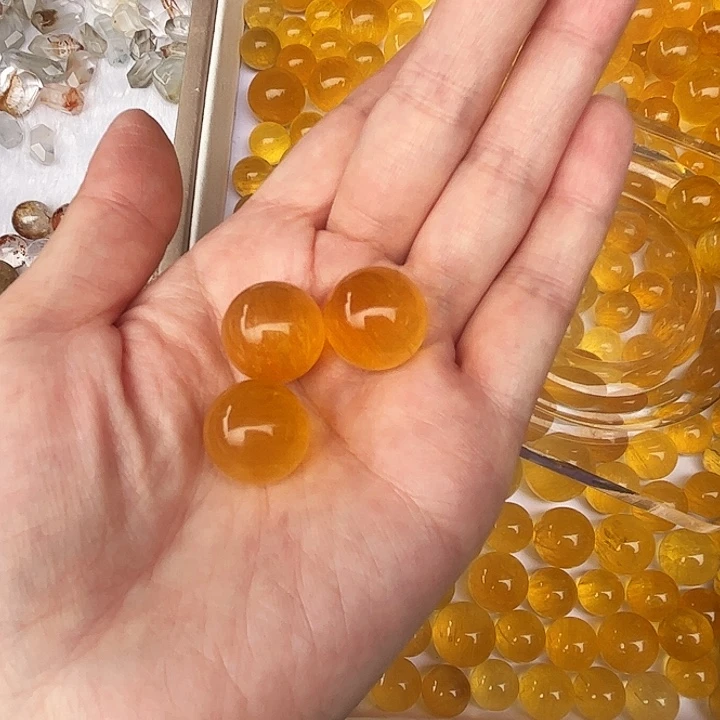 我***话颈饰未镶嵌水晶水晶