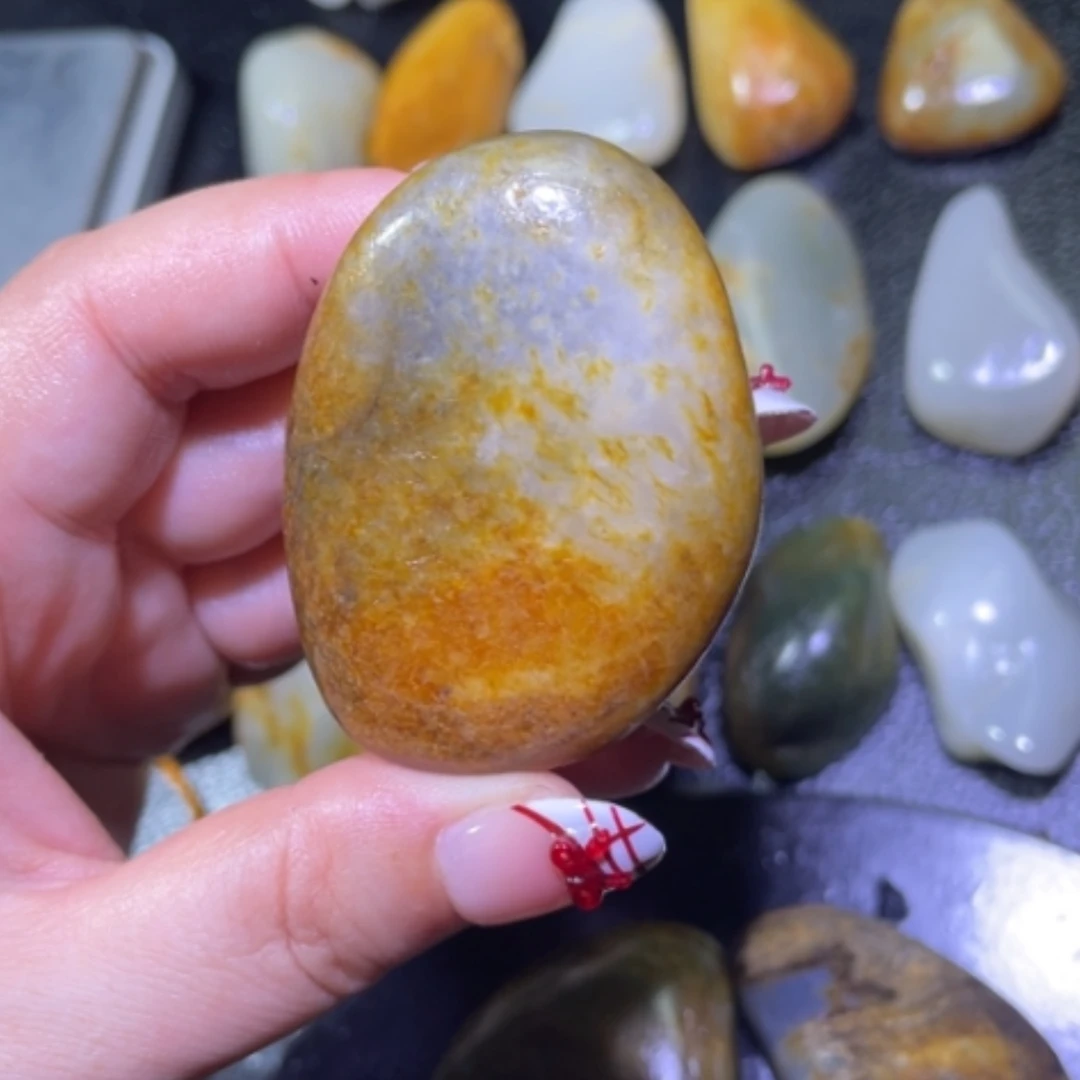 【闪购商品】颈饰未镶嵌和田玉老*
