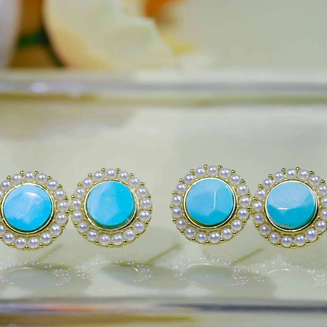 绿松石天然原矿精致时尚款耳钉少女款多色多样性随机发一件