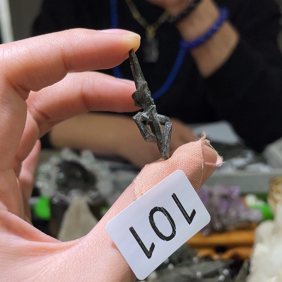 水晶未镶嵌珠宝半成品