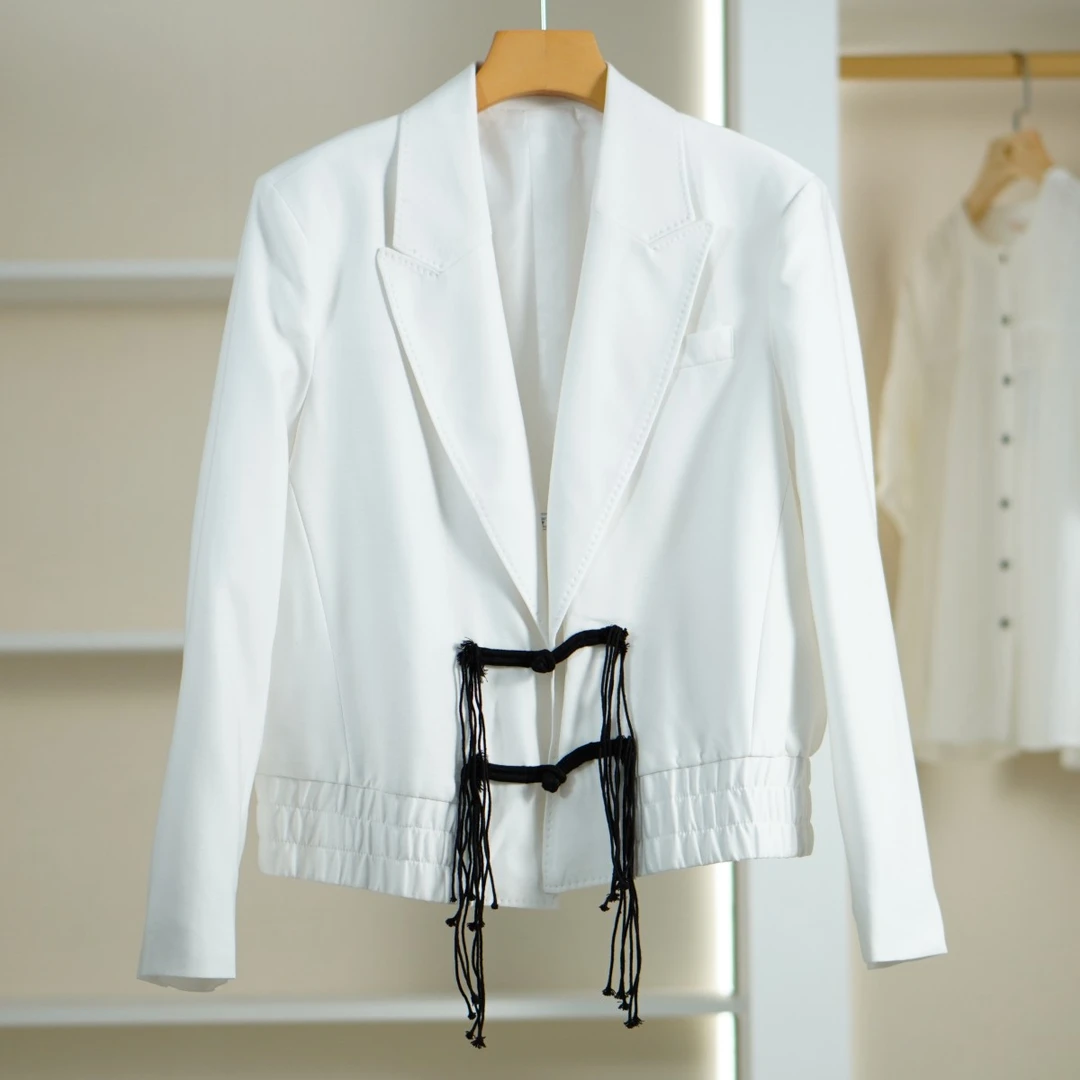 麦迪尚品【子xi】E514-5女装西装领盘扣短外套商场撤柜莉推荐