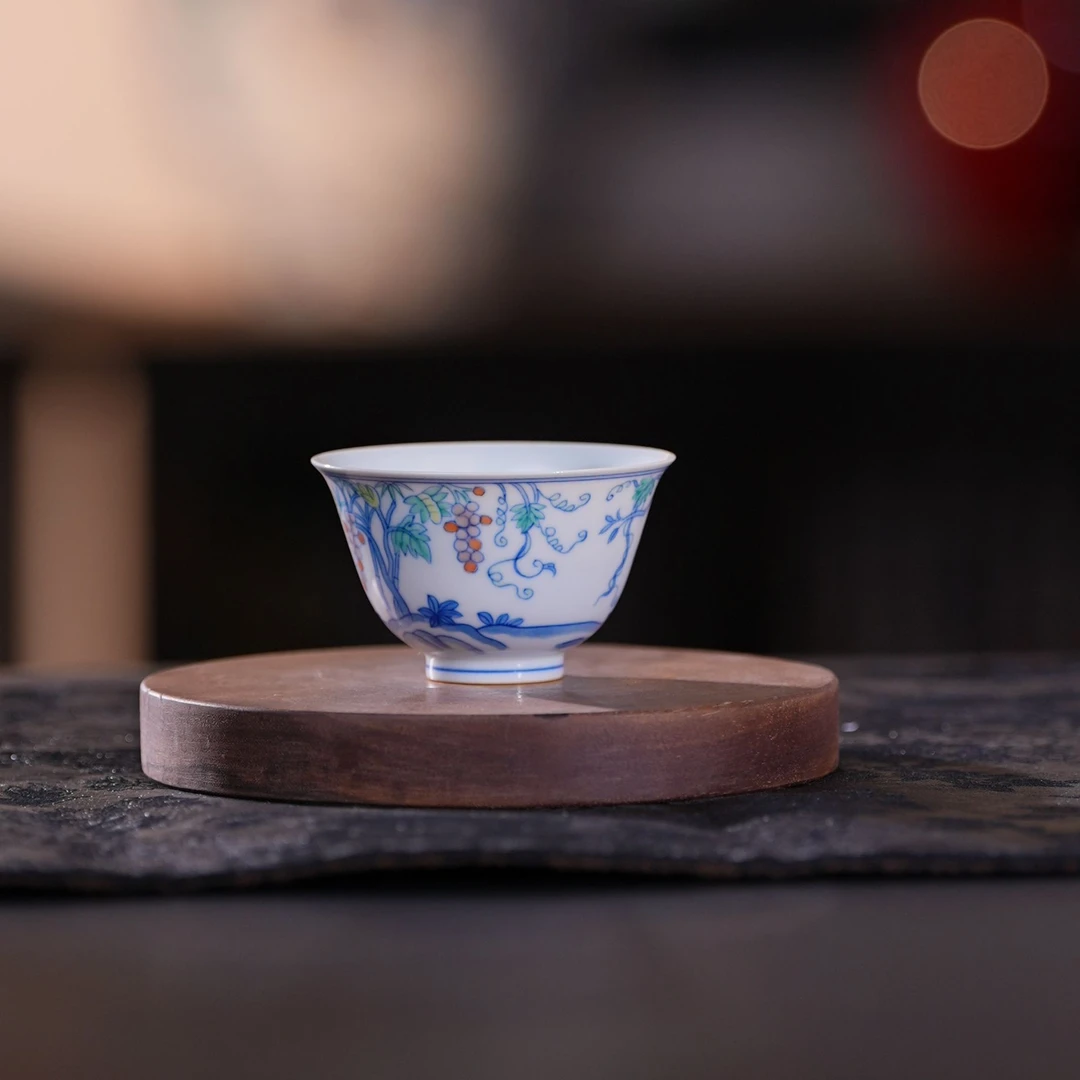 涂杏花丨斗彩葡萄杯70ml |周大乐优选