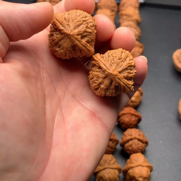 吊坠文玩核桃33南疆