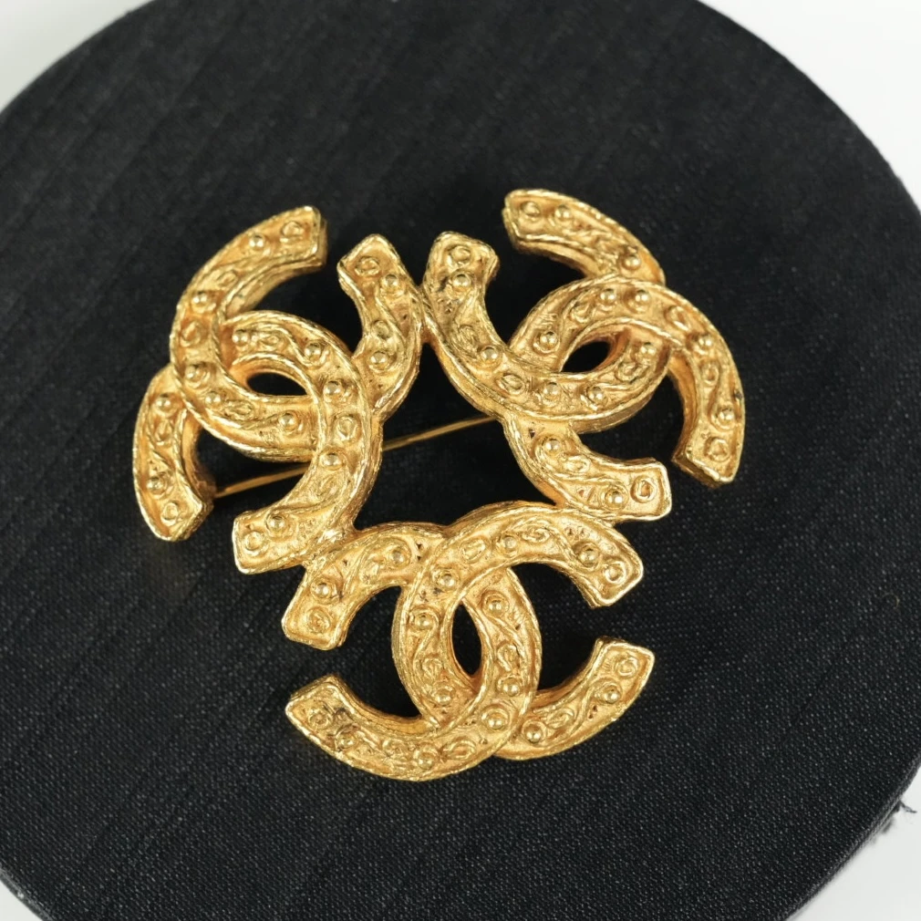 Chanel 葡萄藤三双C胸针