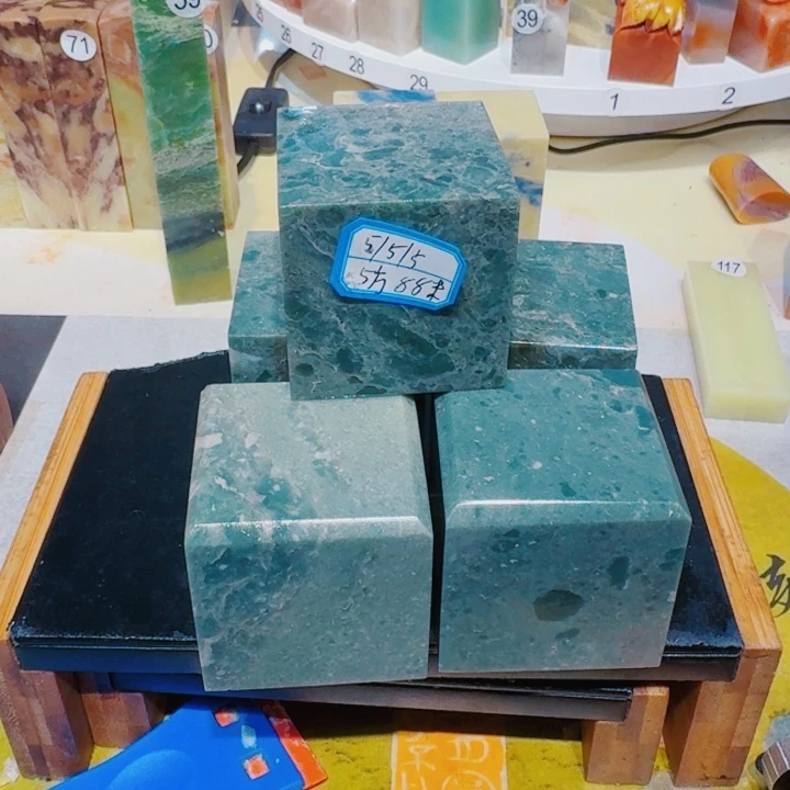 青田石印石青田石头