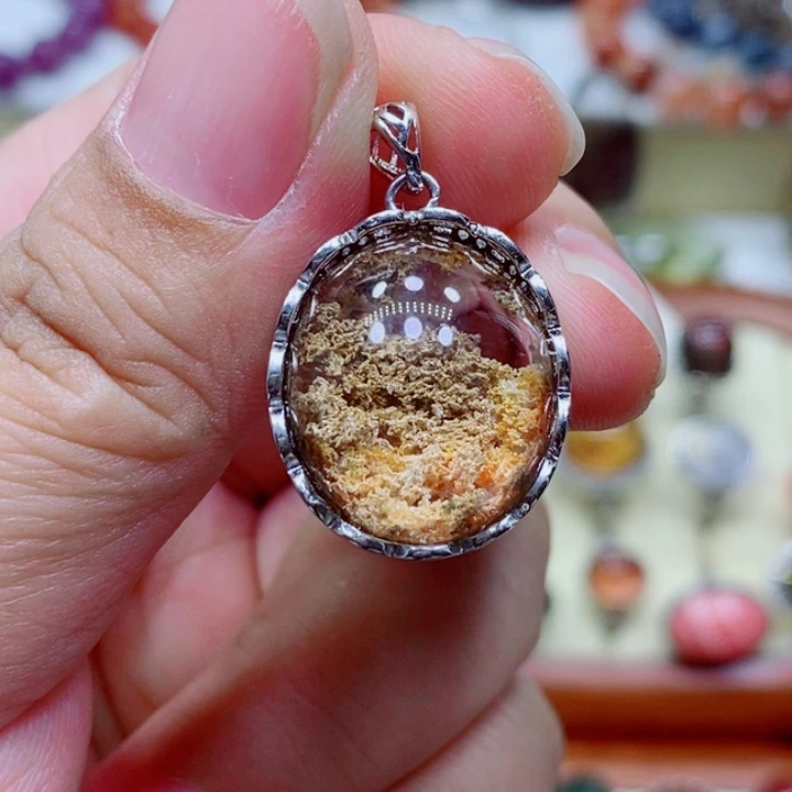 未镶嵌颈饰水晶水晶