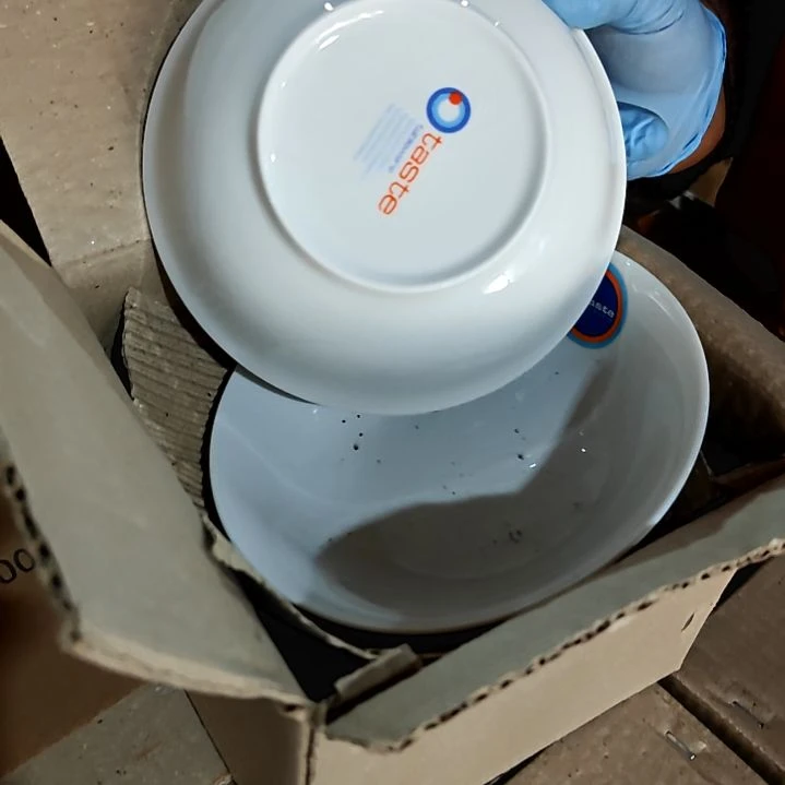 陶瓷盘子碗茶壶啥都有