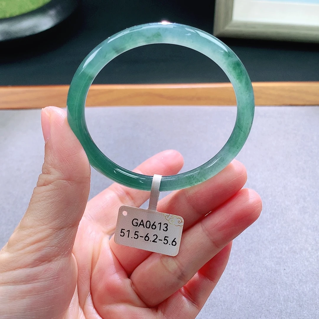 未镶嵌手镯翡翠天然翡翠手镯a货