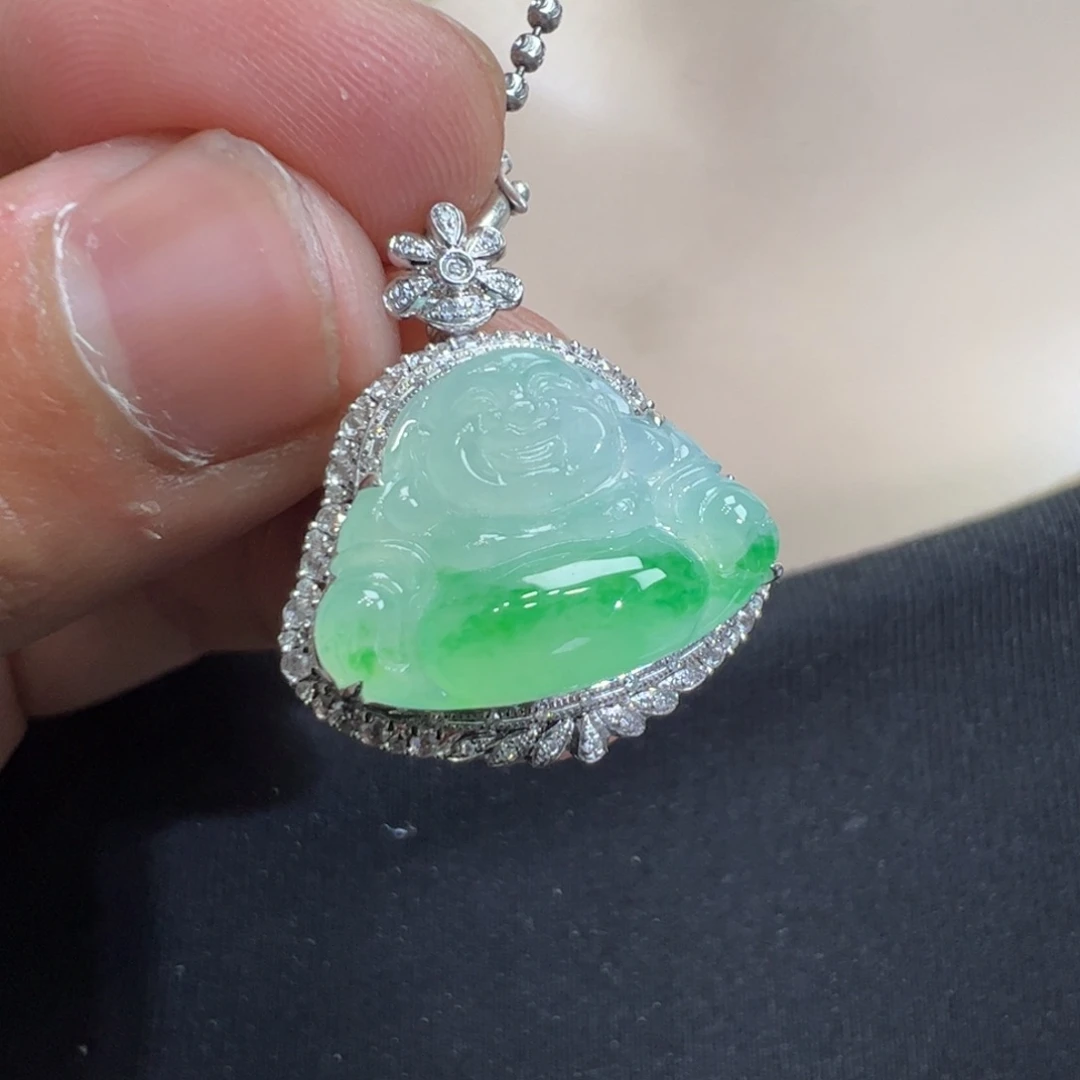 翡翠吊坠(不含链)18K金镶嵌