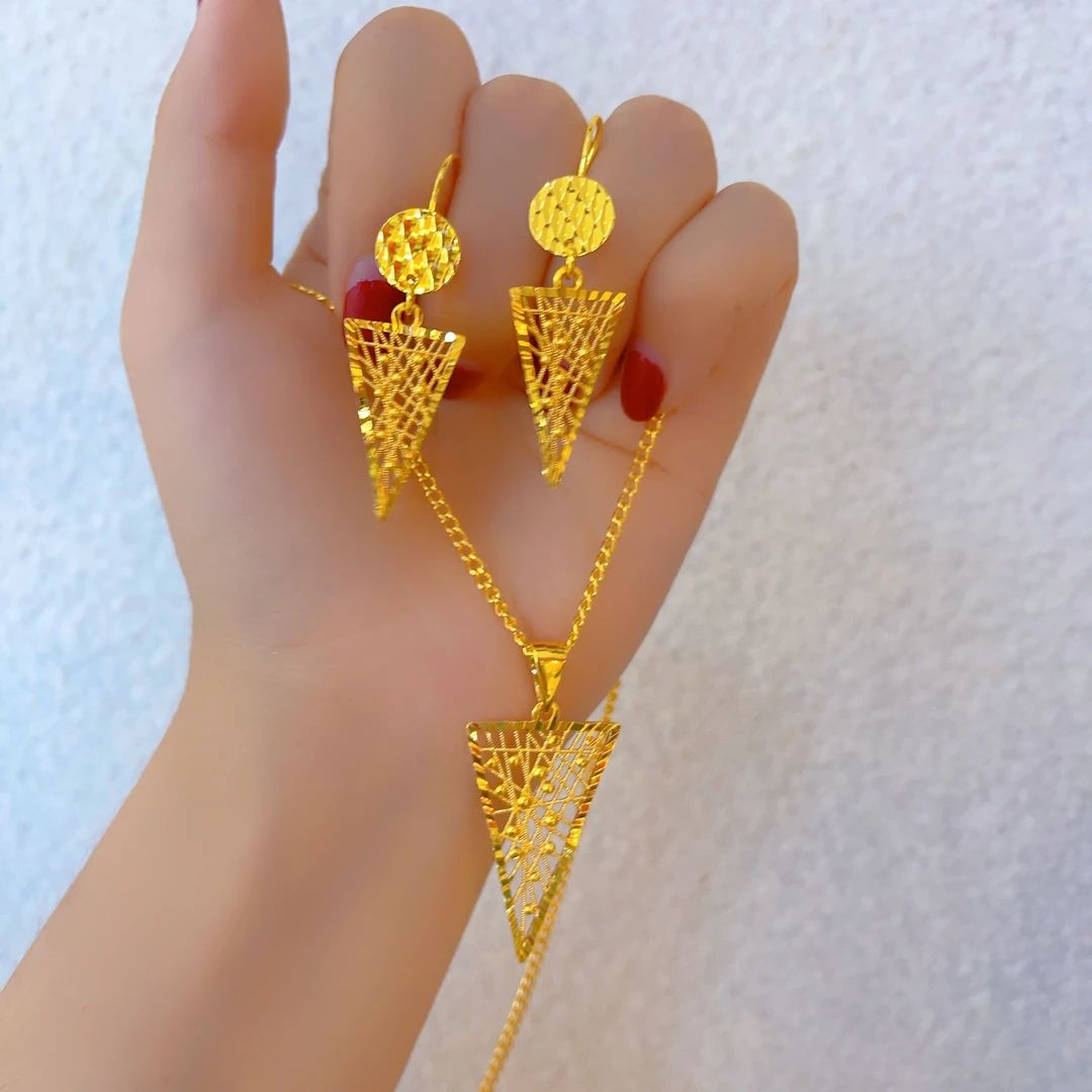 铜合金耳饰 1496新款耳环项链爆款白搭时尚金色铜合金白搭时尚