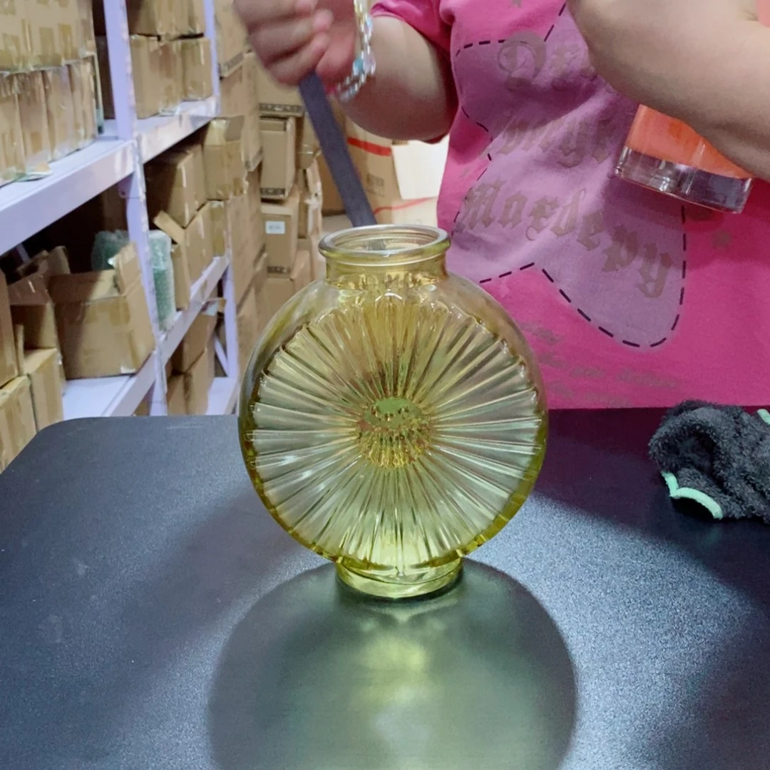 喷色玻璃花瓶 口5高18