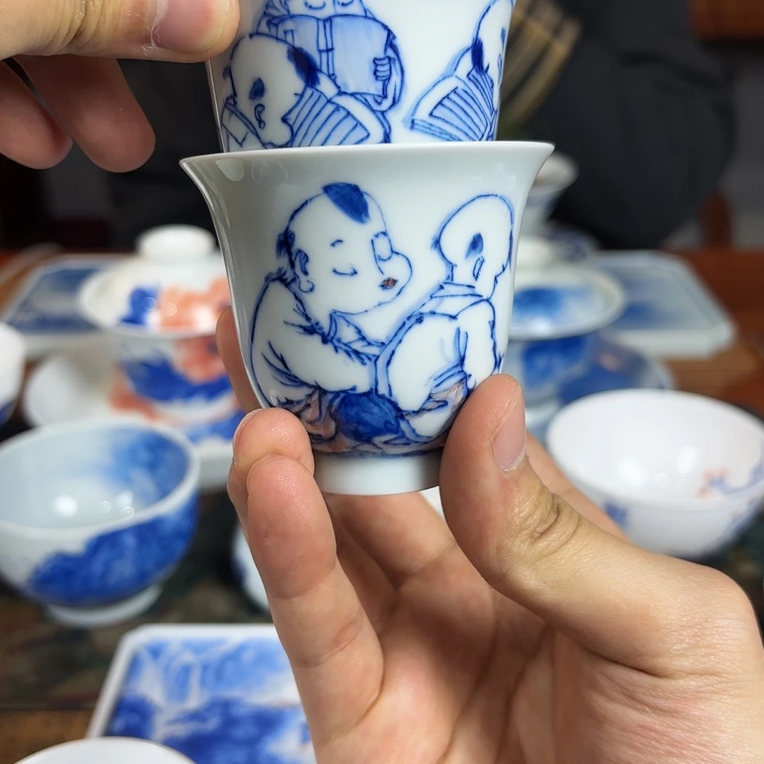 游*王庆龙老师手绘陶瓷