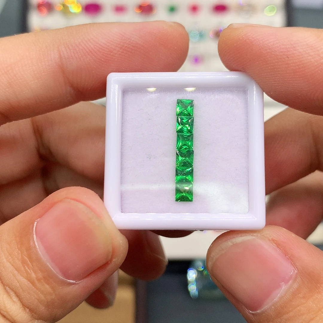 石榴石（沙弗莱）裸石未镶嵌方3mm排戒料