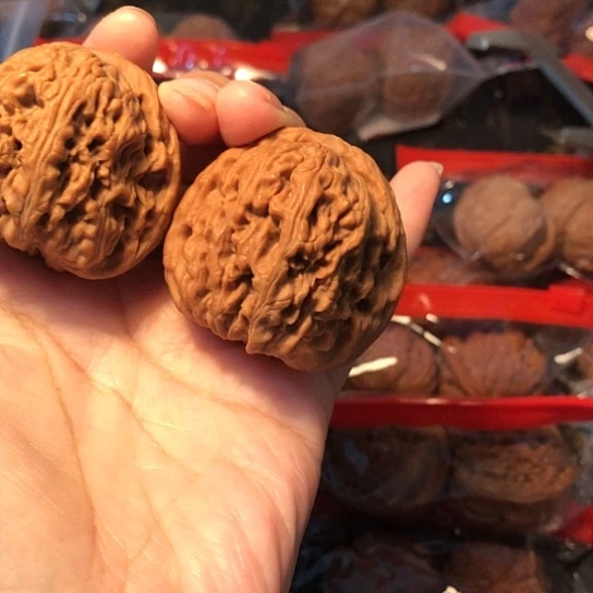 对***感文玩核桃吊坠南疆44