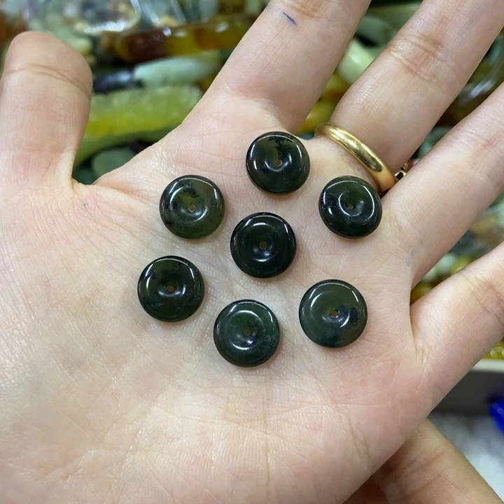 蛇纹石玉配件未镶嵌莫*