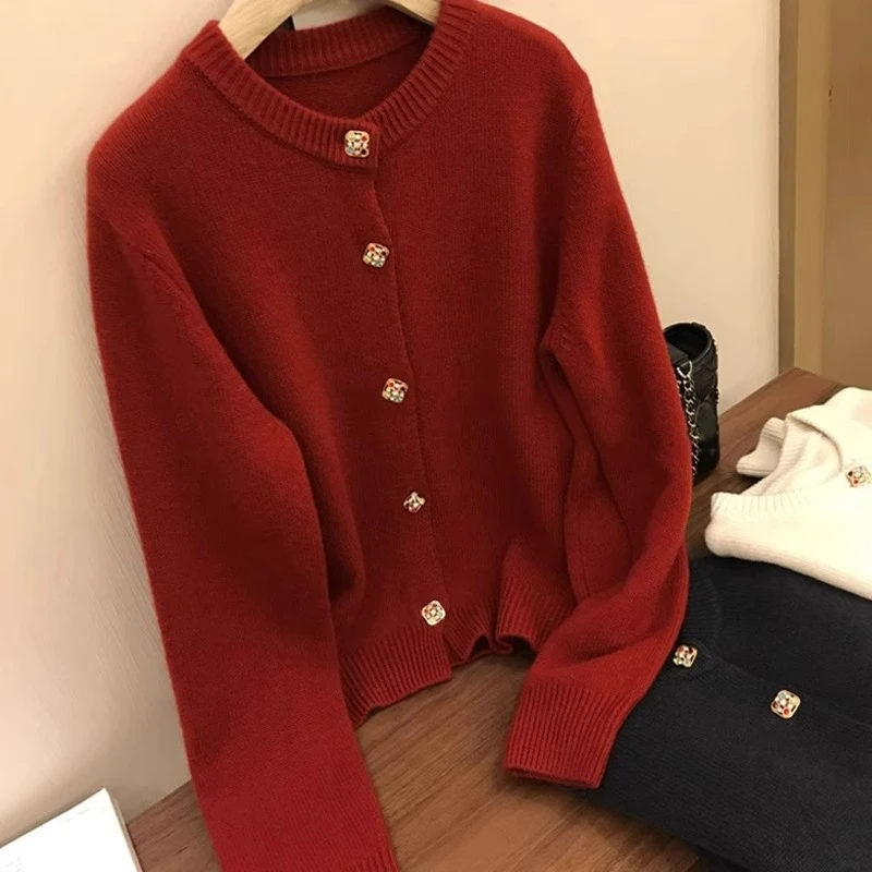 重工别致纽扣羊绒衫宽松纯色显瘦针织开衫单排扣慵懒风洋气毛衣秋