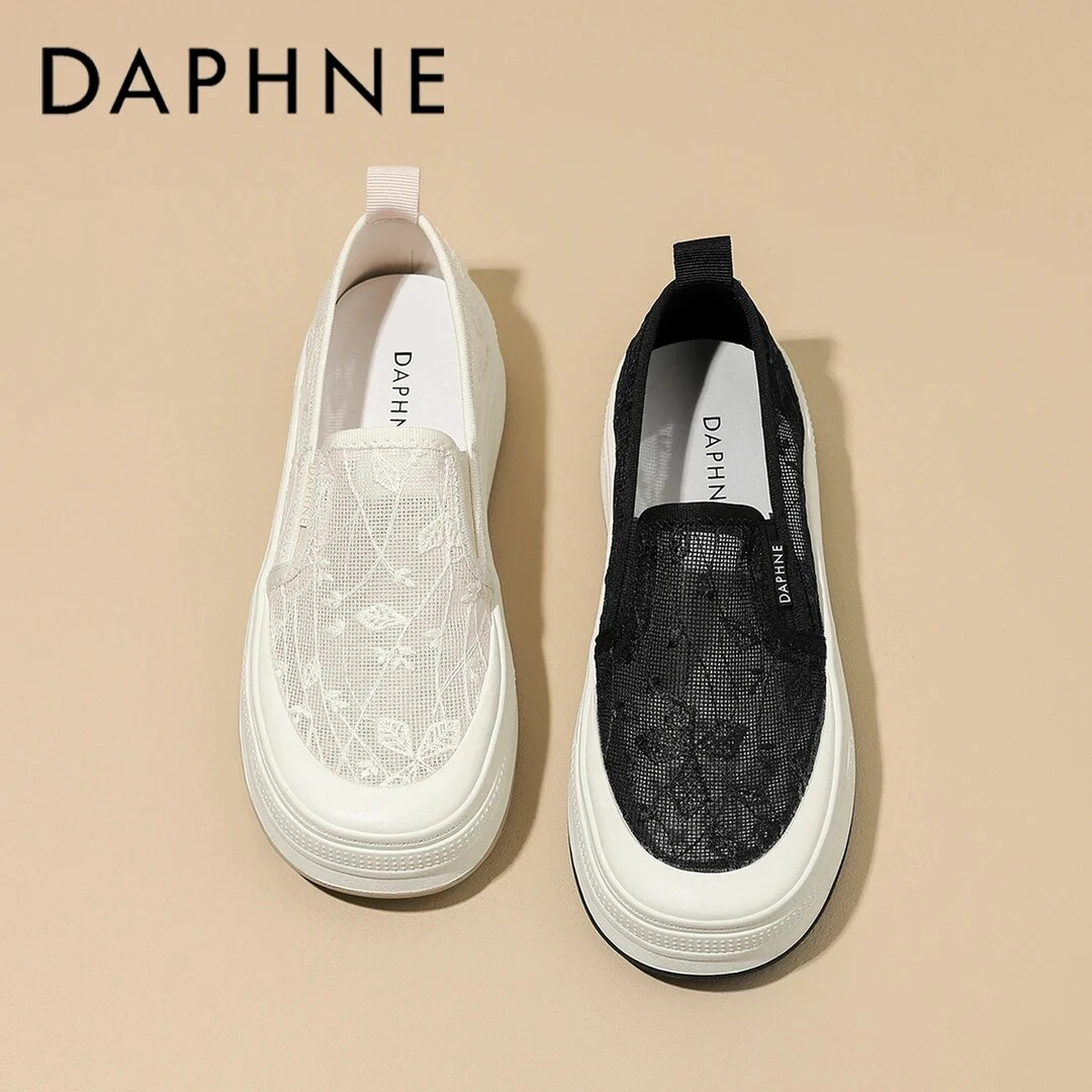 达芙妮一脚蹬小香风渔夫鞋女2025新款夏季网面透气时尚白色平底鞋