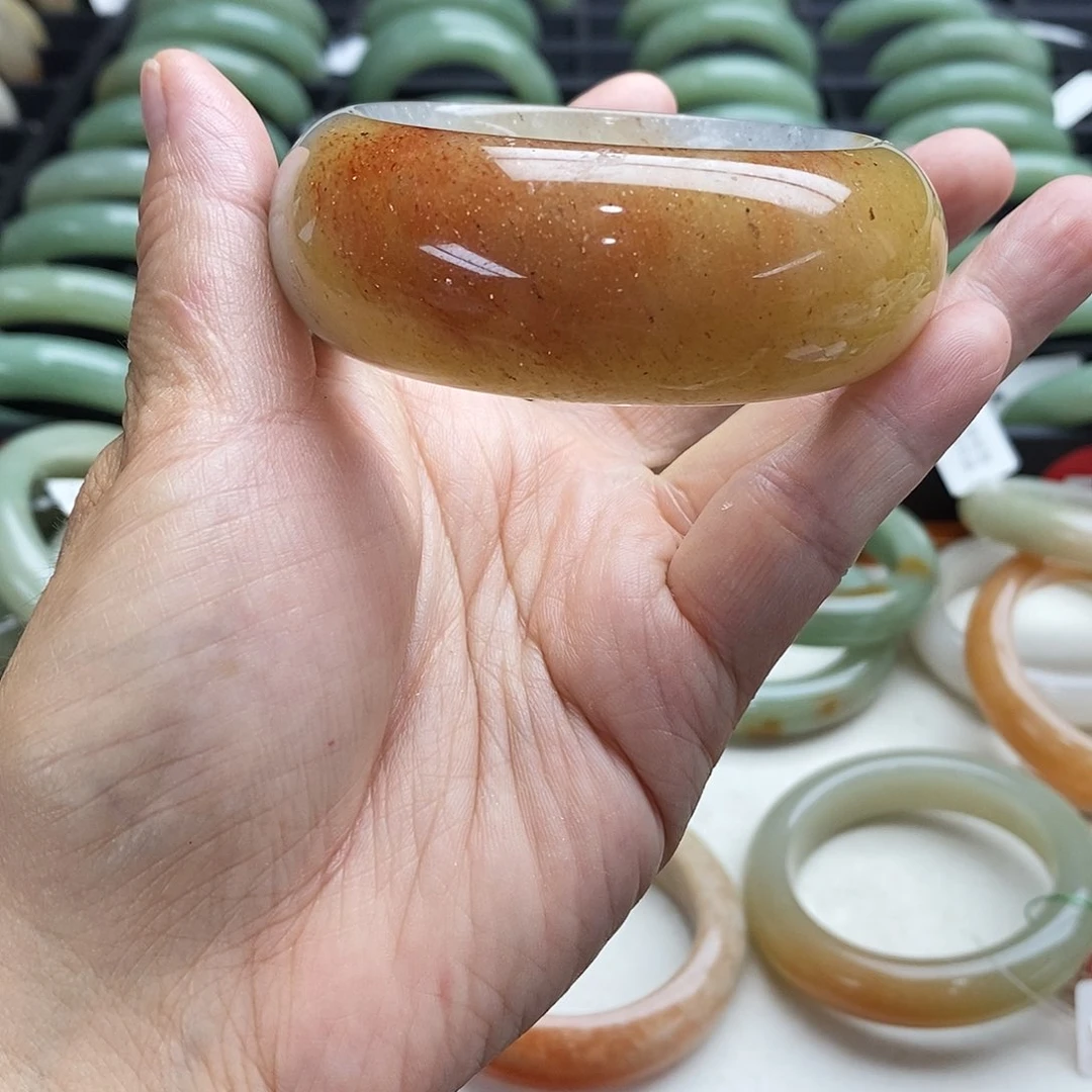 石英质玉手镯未镶嵌ℋ****
