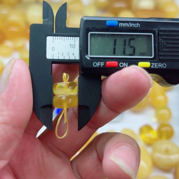 未镶嵌琥珀（矿物珀）裸石