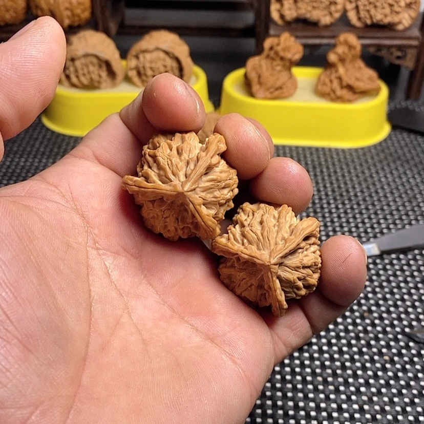 【闪购商品】文玩核桃吊坠刘*泽精品课程的教学工作