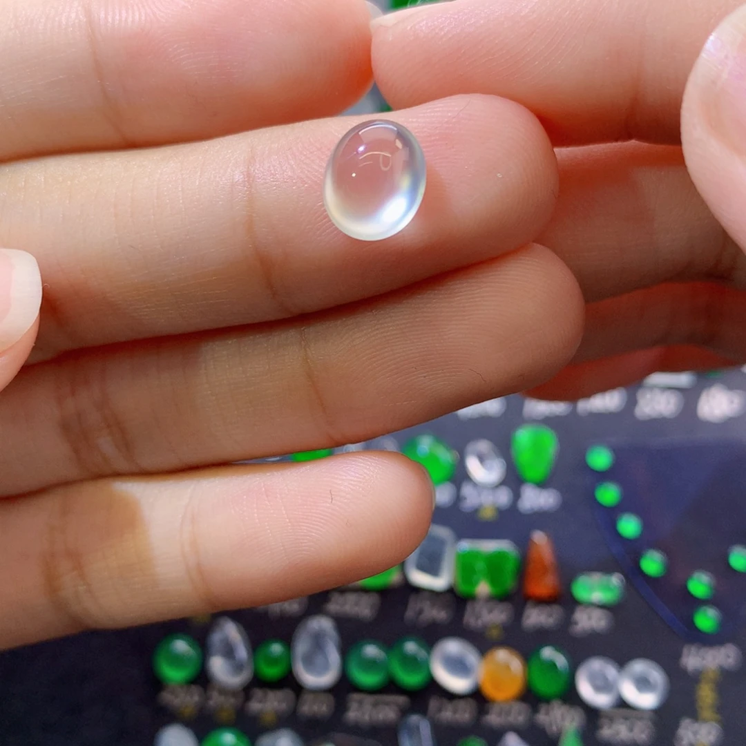 翡翠未镶嵌颈饰玻璃钢蛋