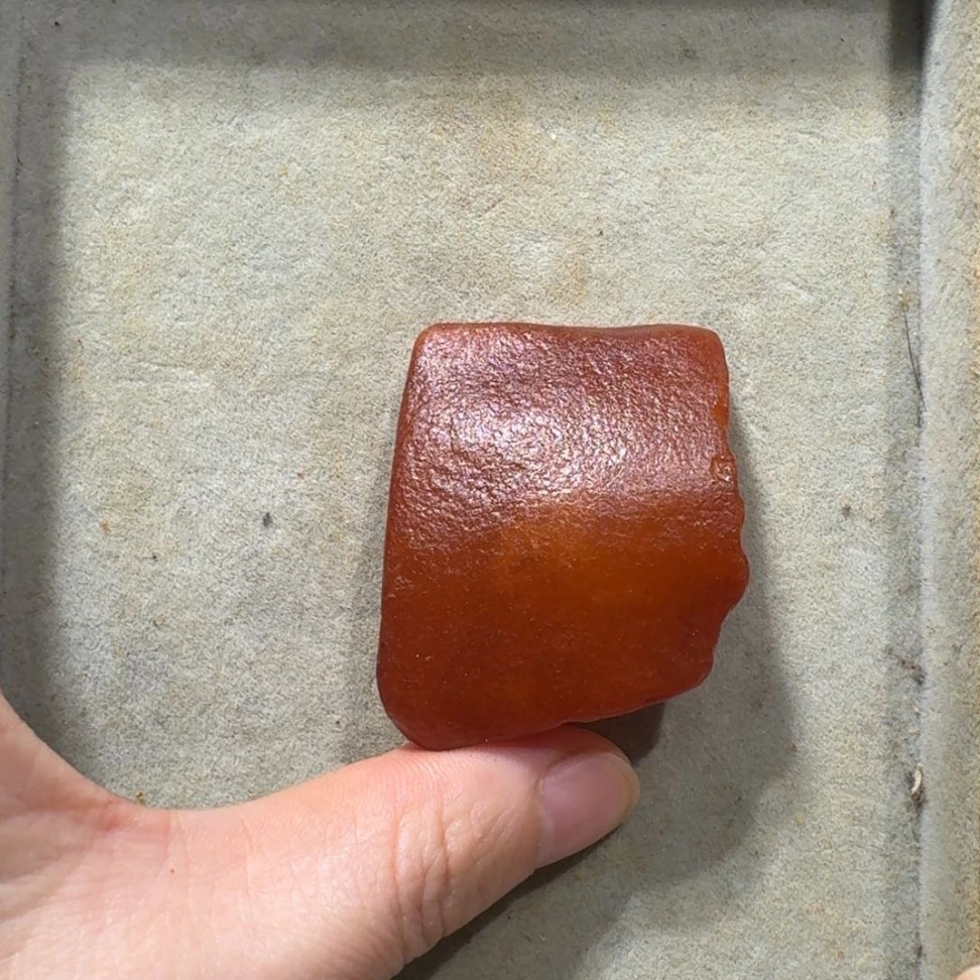 未镶嵌定制琥珀清**来定制