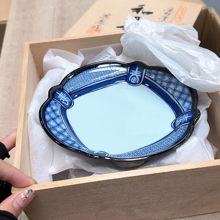 M***熊瓷片噗哈哈哈哈哈哈哈哈哈