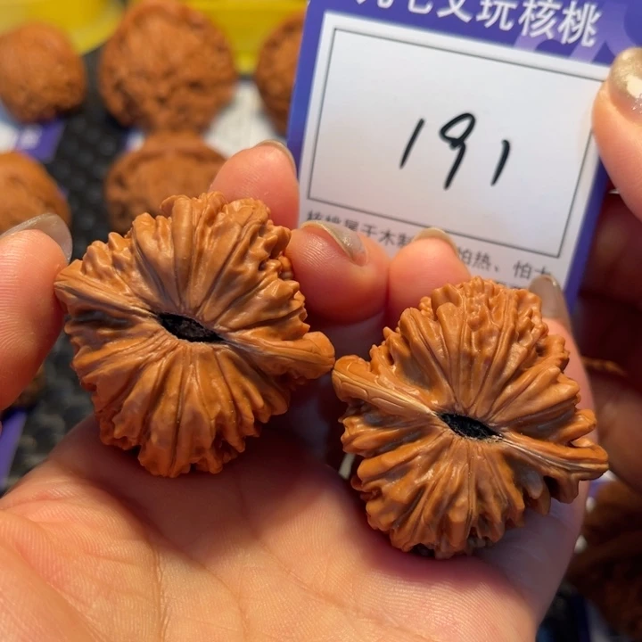 桃核把件42楼子191