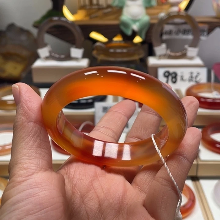 玛瑙/玉髓未镶嵌手镯