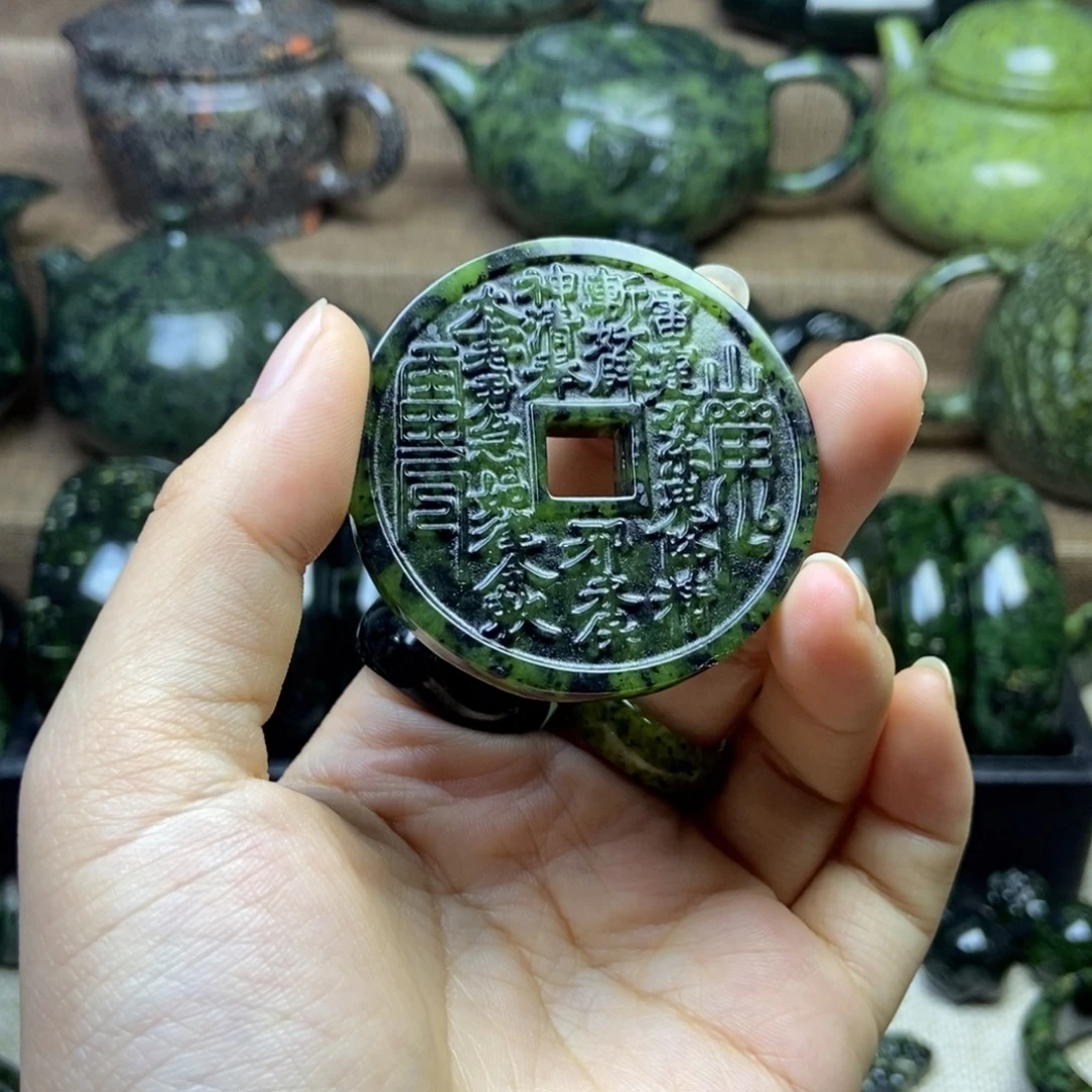 蛇纹石玉未镶嵌药王石吊坠