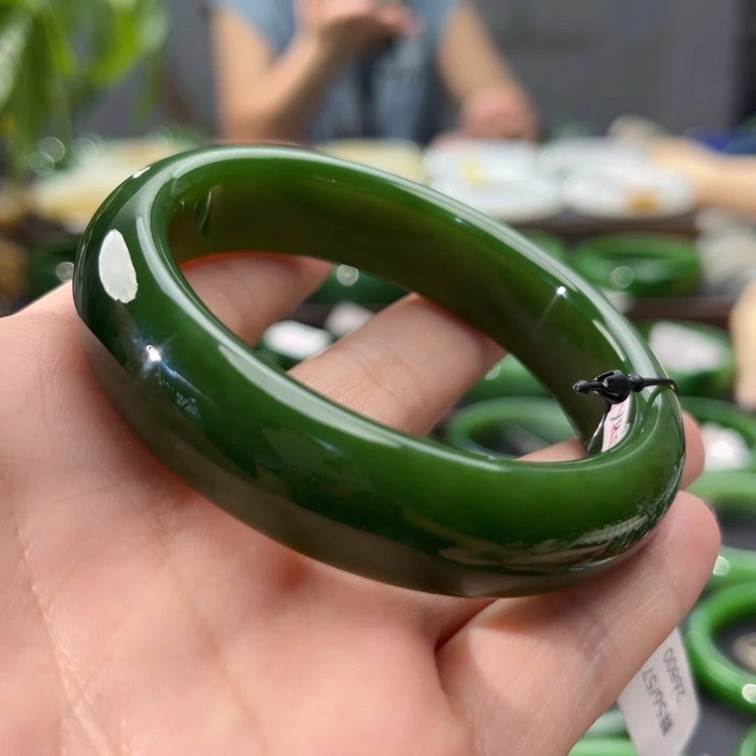 和田玉（碧玉）手镯未镶嵌