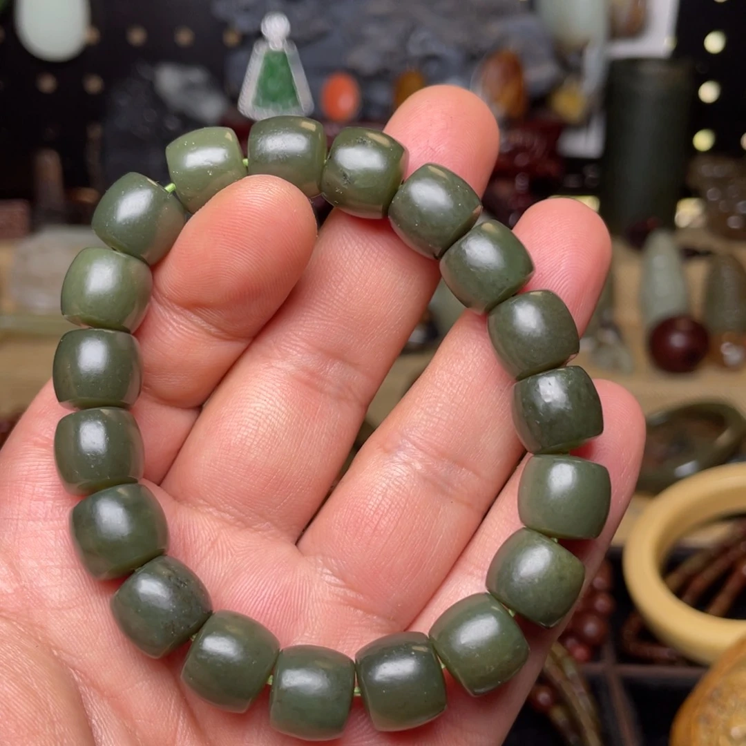 岫岩河磨玉（透闪石质玉）未镶嵌颈饰千***@12×11