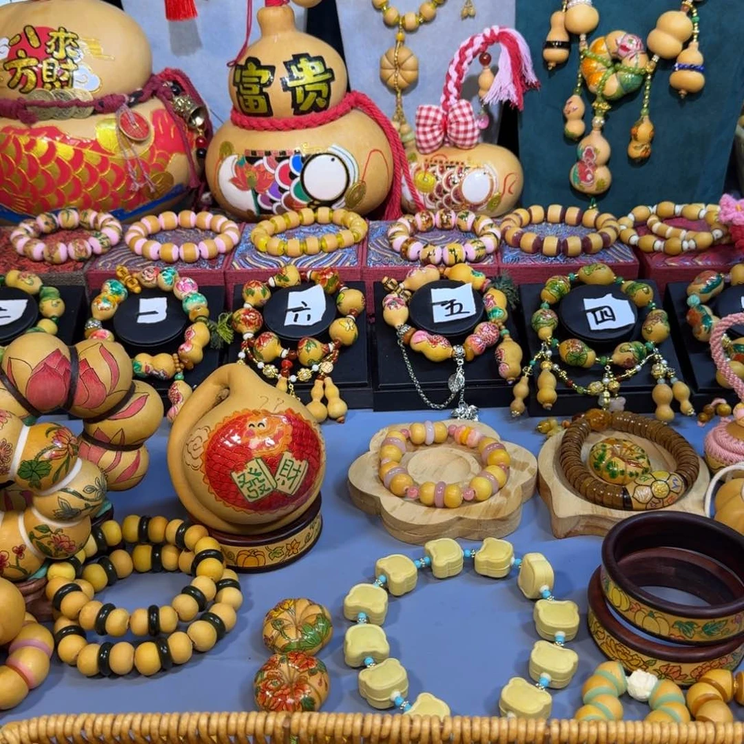 大叶紫檀（黑酸枝木类）许**愿