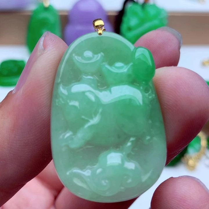 翡翠未镶嵌吊坠(不含链)