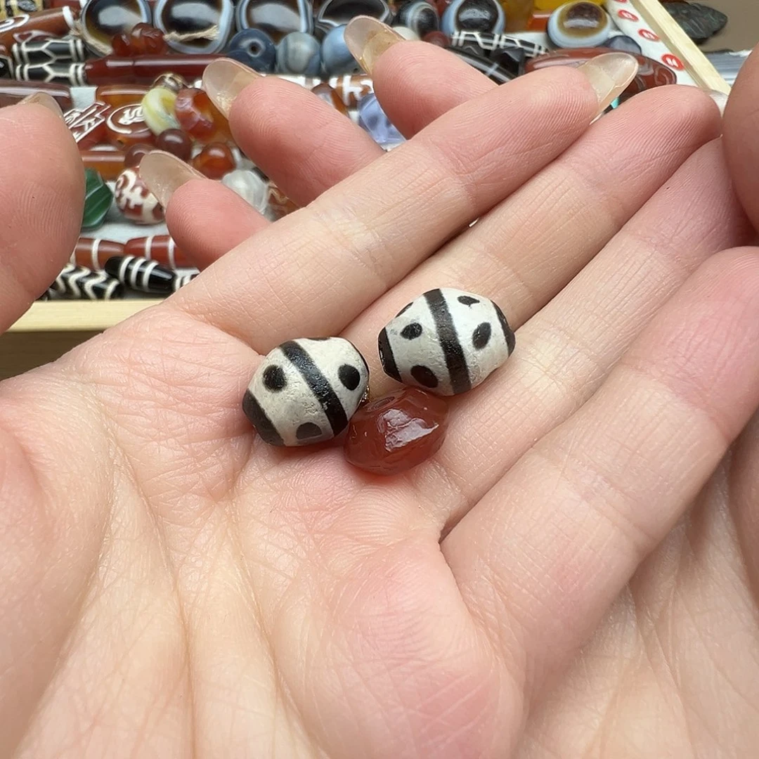 玛瑙/玉髓未镶嵌珠宝半成品