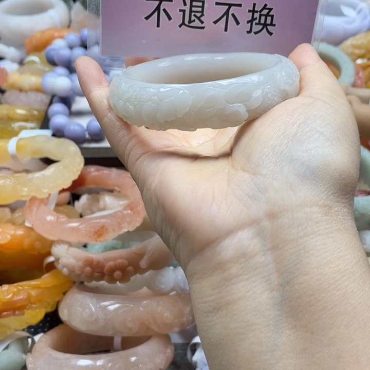 石英质玉未镶嵌手镯