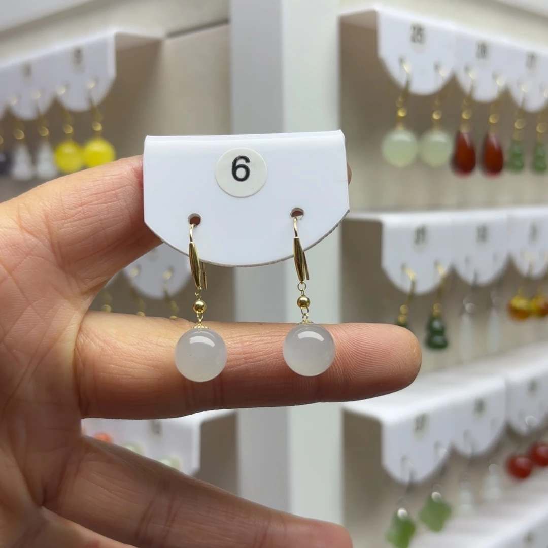 和田玉18K金镶嵌耳饰