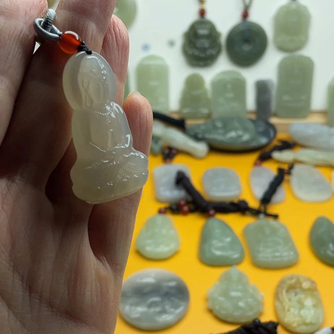 【闪购商品】高冰晴水精雕坐莲观音吊坠