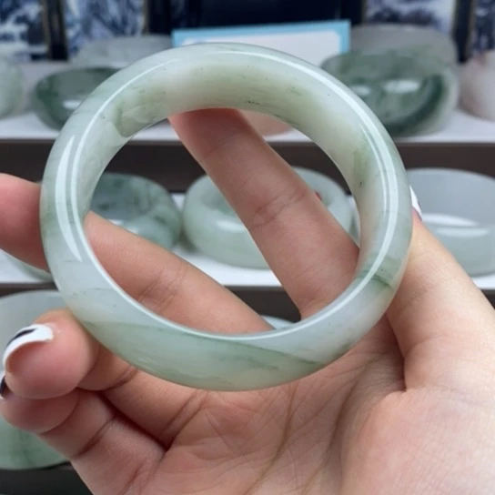 石英质玉（金丝玉）未镶嵌手镯