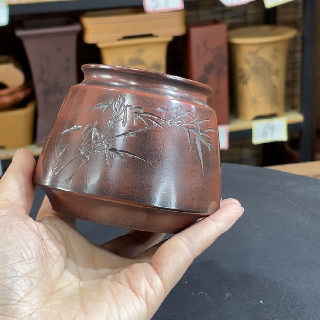 紫砂花盆紫砂和白