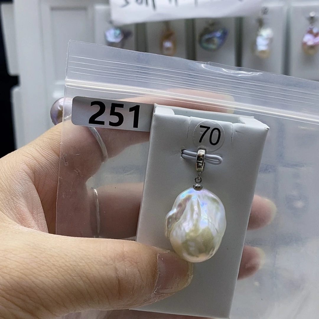 颈饰合金淡水珍珠