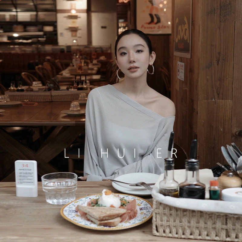 Li Hui Er  【遗落梦境】轻奢打底内搭洋气慵懒风上衣百搭修身G1149