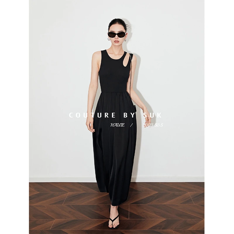 SUK【气质尤物】2025新款夏长裙无袖拼接圆领收腰连衣裙女SK3211
