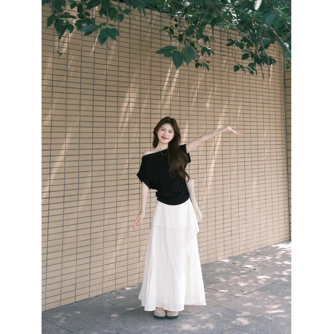2025夏季新款韩系穿搭温柔风黑色斜肩短袖上衣搭配半身裙两件套女