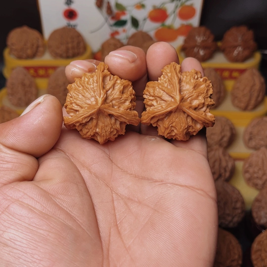 文玩核桃把件文玩核桃把件39尺盘山三棱