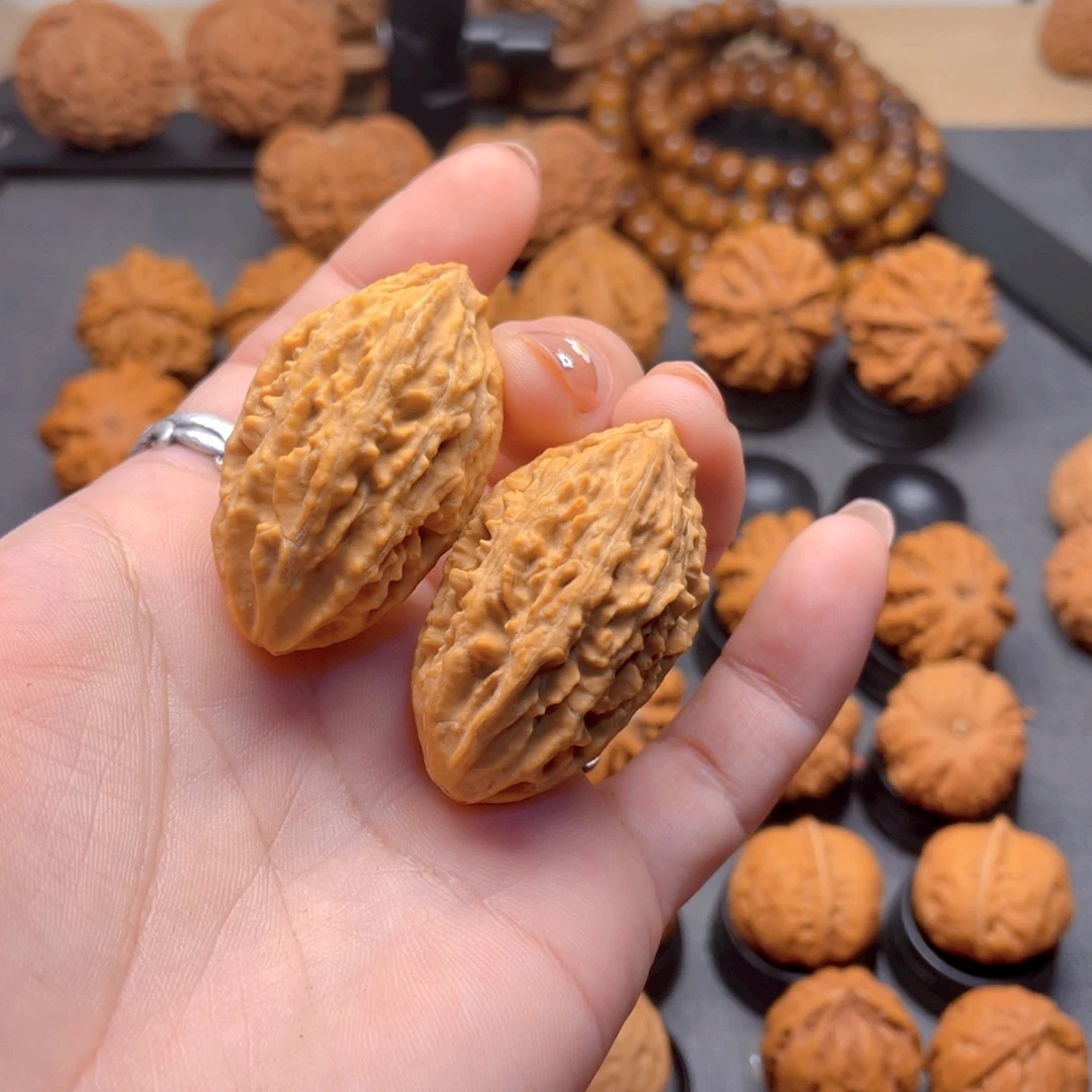 核桃文玩把件小金瓜