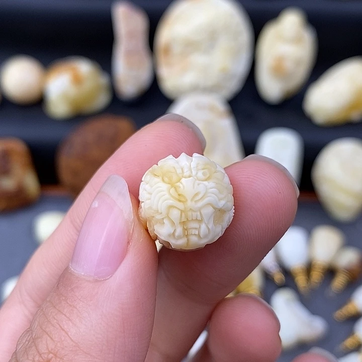 琥珀未镶嵌裸石15龙珠b772