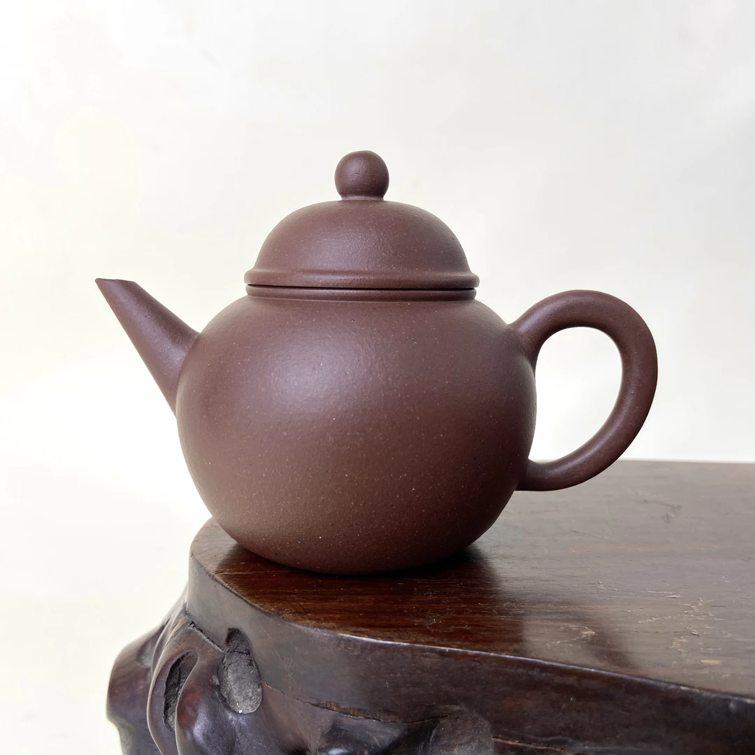 宜兴手工紫砂陶 （鲁小兔）茶壶GS4105-7